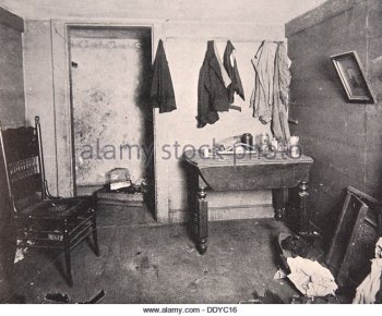 tenement-housing-new-york-city-usa-1890s-ddyc16.jpg
